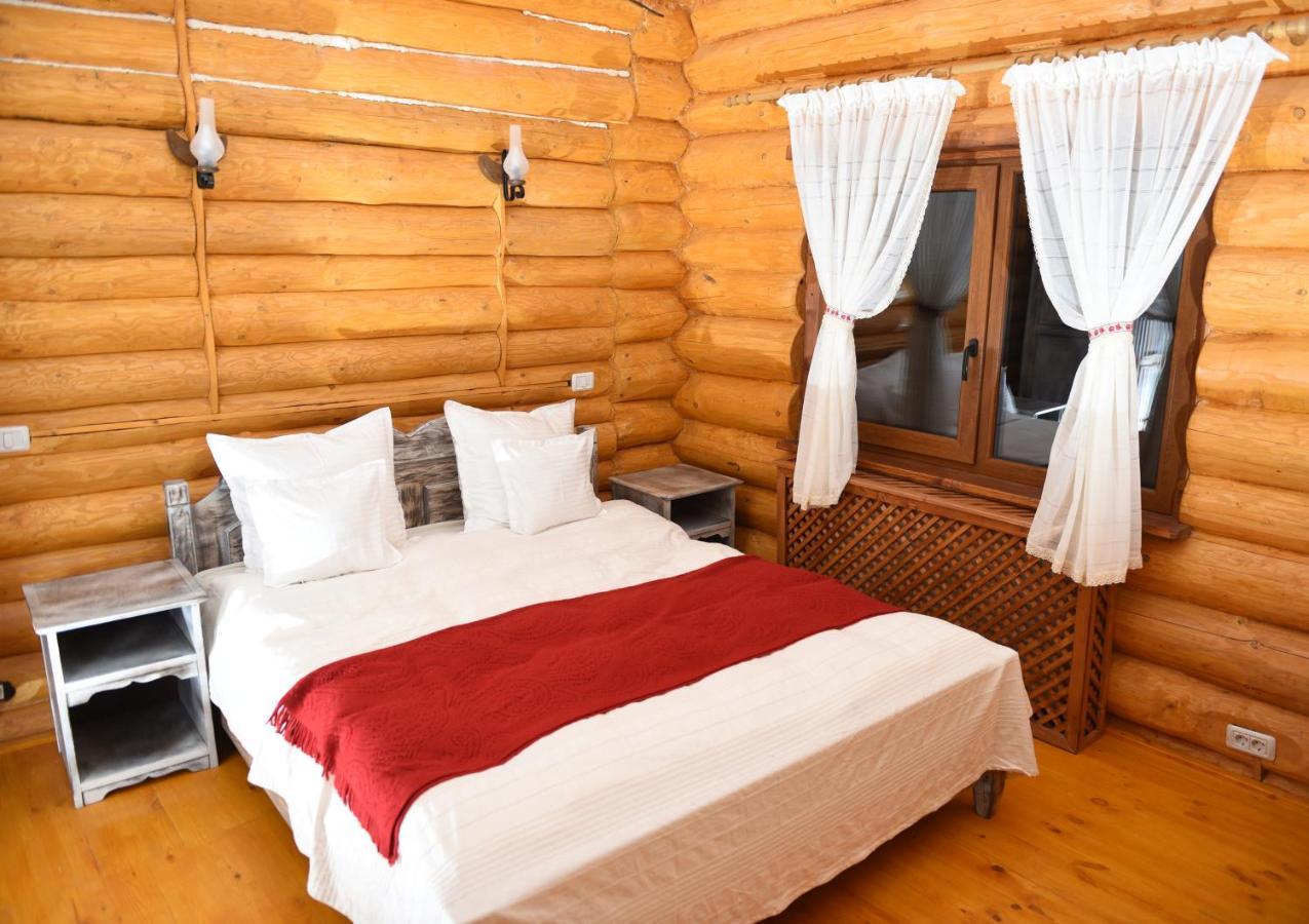 Domeniul Haiducilor Bucovina Сучава Экстерьер фото