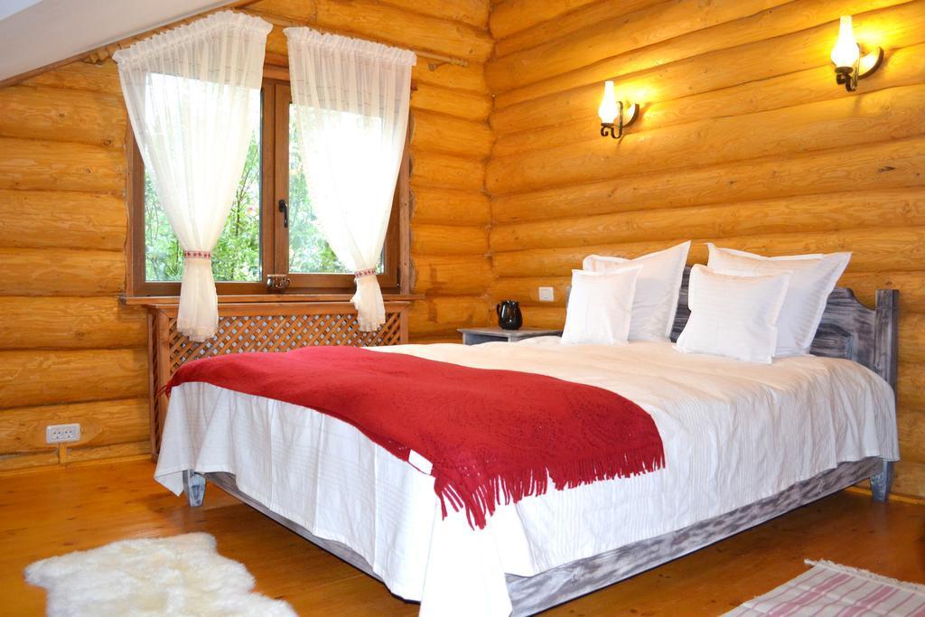 Domeniul Haiducilor Bucovina Сучава Экстерьер фото